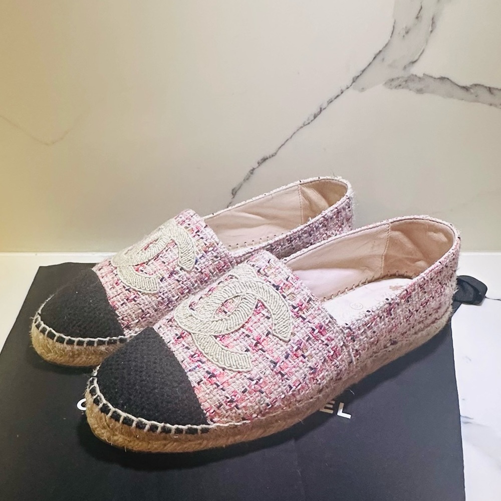 CHANEL MULTICOLOR TWEED ESPADRILLES